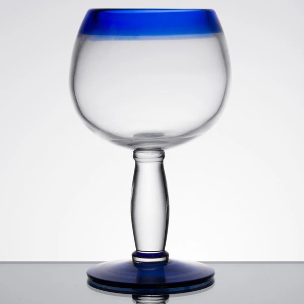 Libbey 92314 Aruba 21 Oz. Customizable Round Cocktail Glass With Cobalt Blue Rim And Base - 12/Case 2 Libbey 92314 Aruba 21 Oz. Customizable Round Cocktail Glass With Cobalt Blue Rim And Base - 12/Case - Image 2