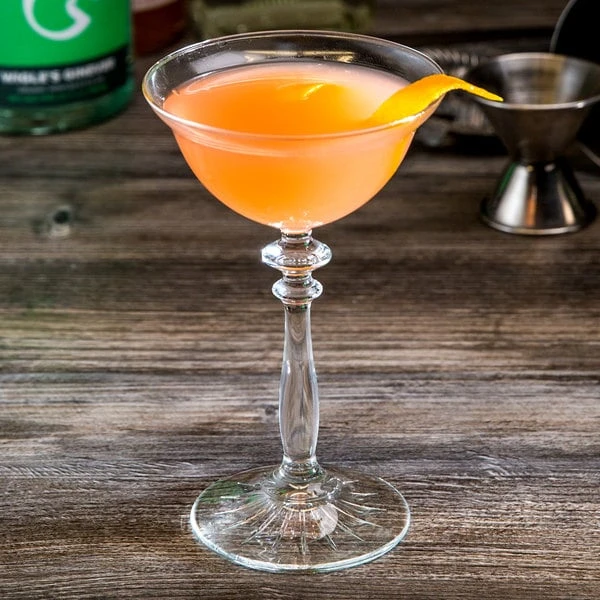 Libbey 501308 1924 4.75 Oz. Customizable Coupe Cocktail Glass - 12/Case 1 Libbey 501308 1924 4.75 Oz. Customizable Coupe Cocktail Glass - 12/Case