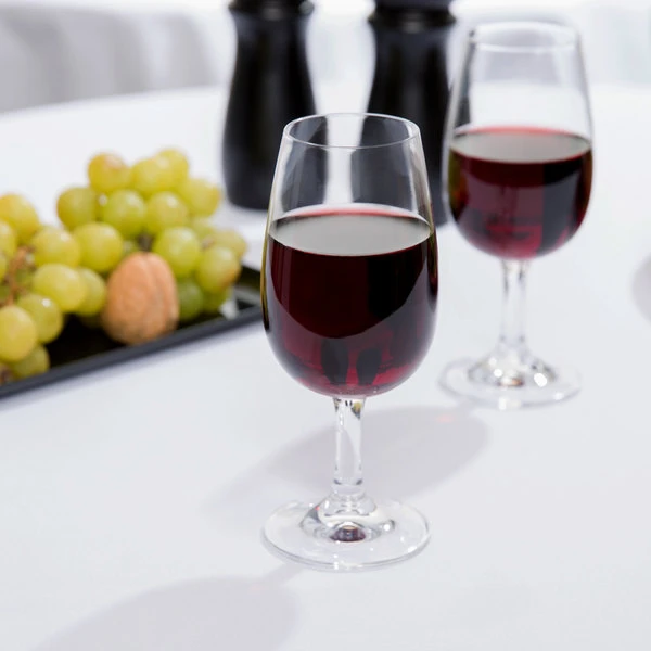 Stolzle 2000031T Classic 7.75 Oz. INAO Tasting Glass - 6/Pack 1 Stolzle 2000031T Classic 7.75 Oz. INAO Tasting Glass - 6/Pack