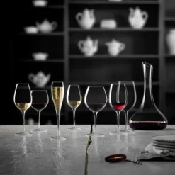 Luigi Bormioli 09077/06 Vinoteque 22.25 Oz. Robusto Red Wine Glass - 12/Case -Vidivi shop 2062494